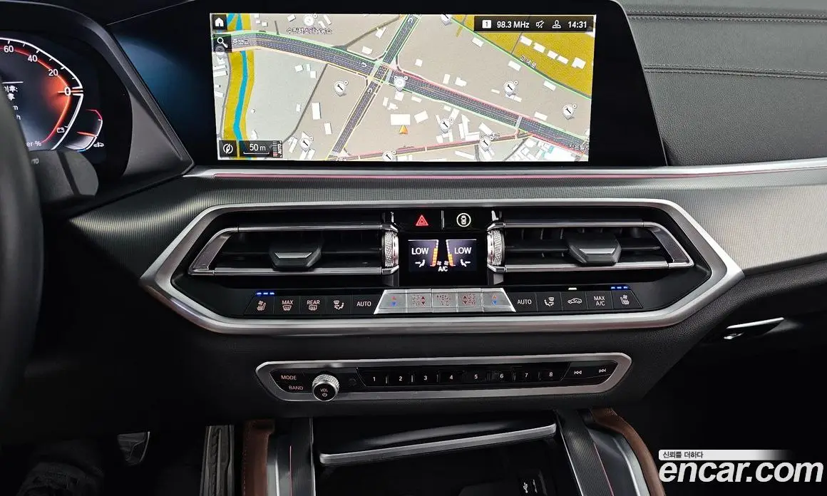 BMW X6 2023 3.0 автомат (гидро), фото 20