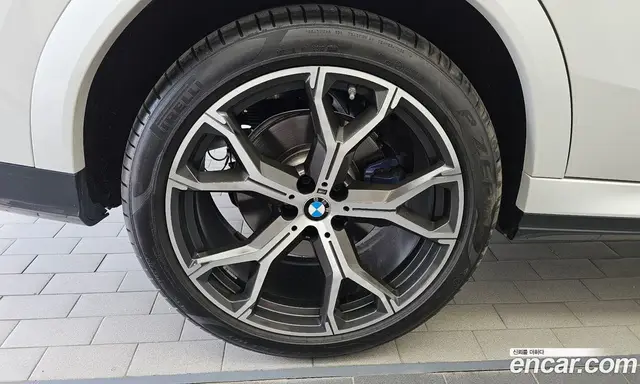 BMW X6 2023 3.0 автомат (гидро), миниатюра 5