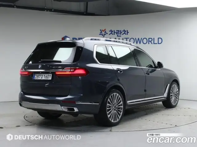 BMW X7 2020 3.0 автомат (гидро), миниатюра 2