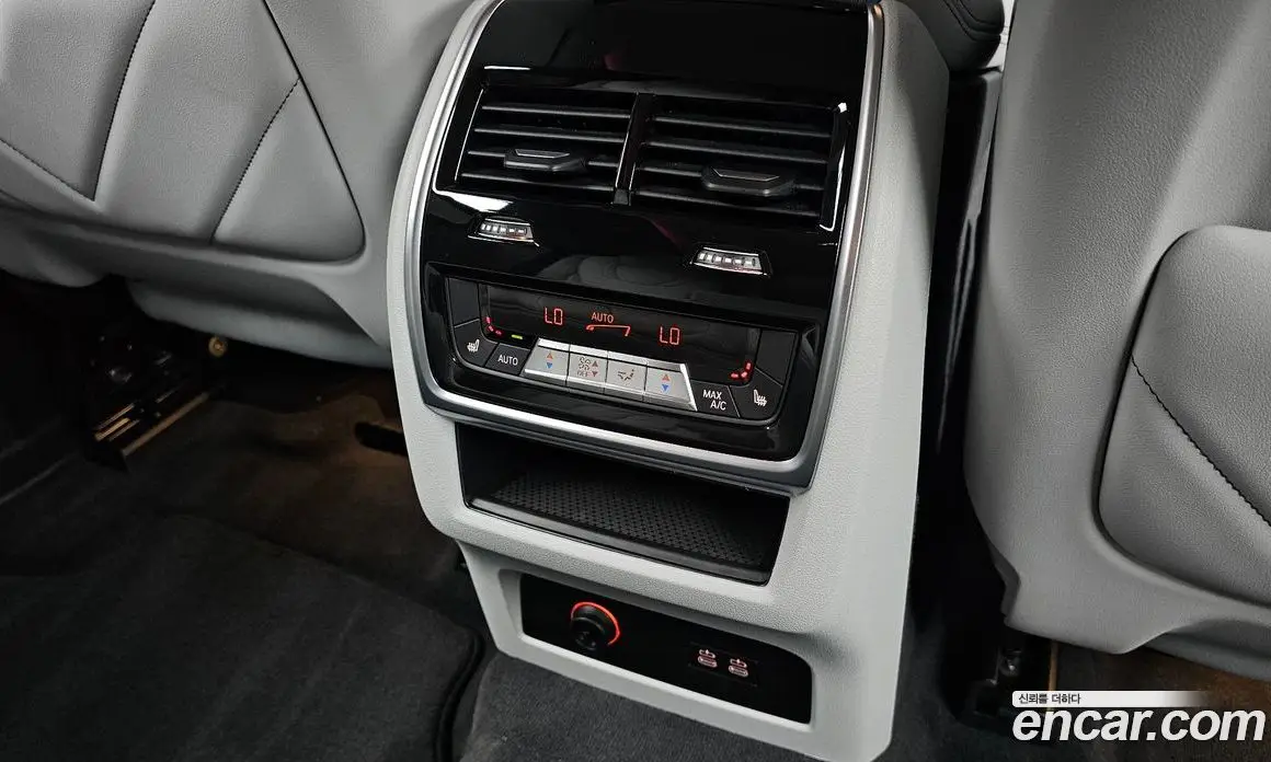 BMW XM 2025 4.4 автомат (гидро), фото 31