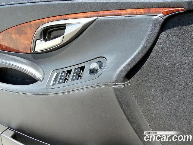 Chevrolet Alpheon 2012 2.4 автомат (гидро), миниатюра 12