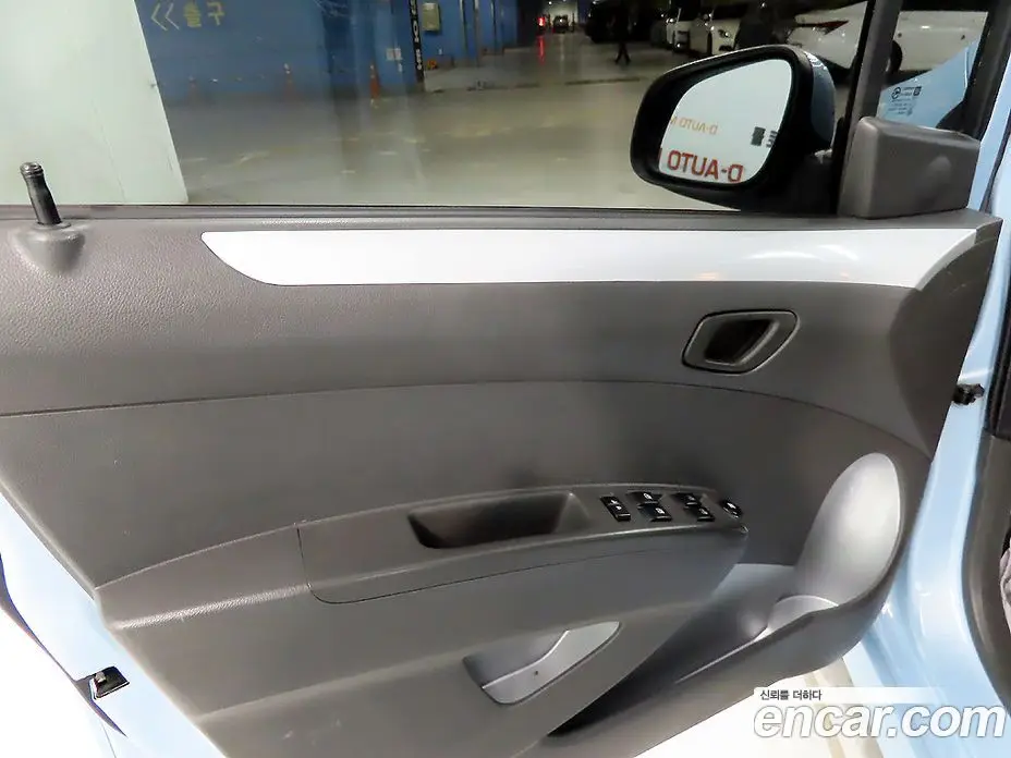 Chevrolet Spark 2014 1.0 автомат (гидро), фото 13