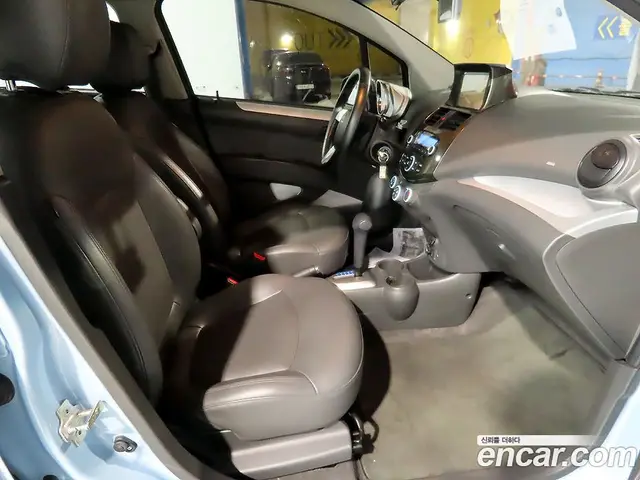 Chevrolet Spark 2014 1.0 автомат (гидро), миниатюра 8