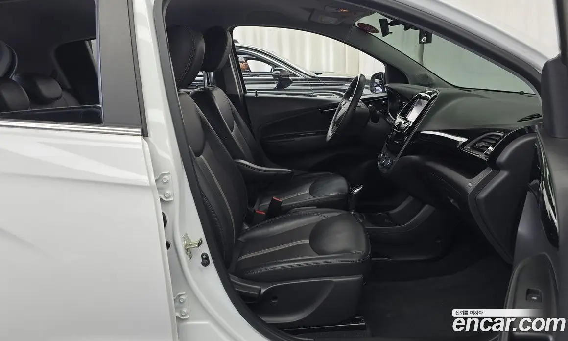 Chevrolet Spark 2019 1.0 автомат (гидро), фото 11