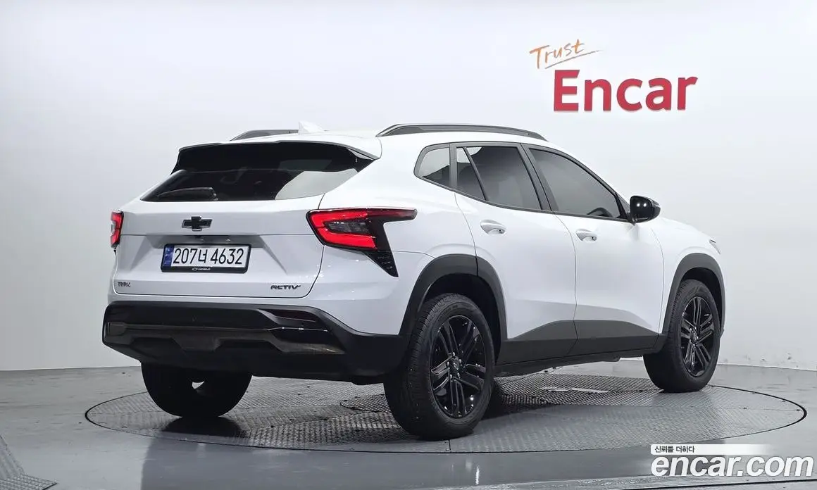 Chevrolet Trax 2023 1.2 автомат (гидро), фото 2