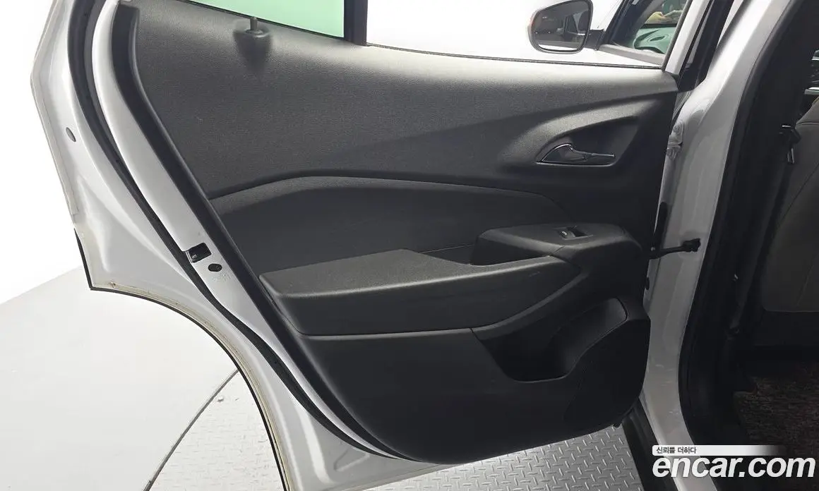 Chevrolet Trax 2023 1.2 автомат (гидро), фото 15