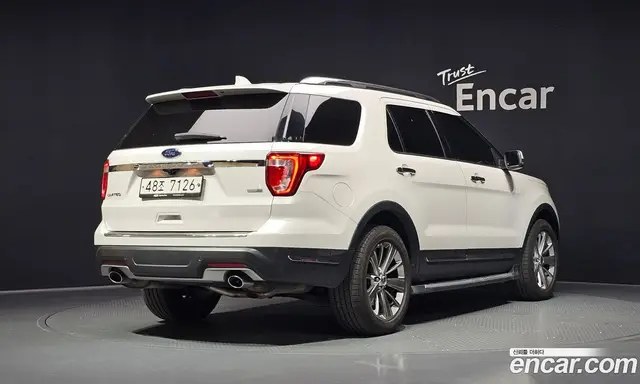 Ford Explorer 2019 2.3 автомат (гидро), миниатюра 2