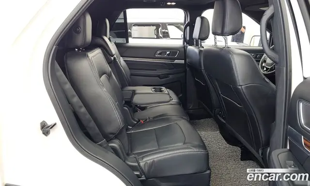 Ford Explorer 2019 2.3 автомат (гидро), миниатюра 12