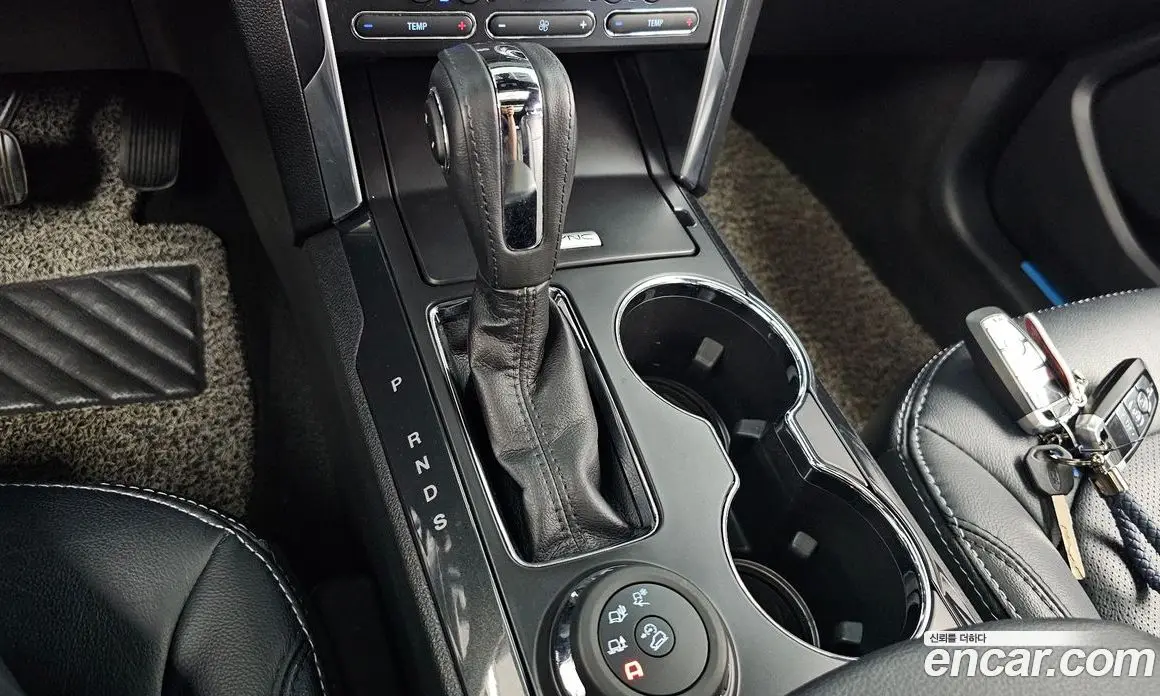 Ford Explorer 2019 2.3 автомат (гидро), фото 9