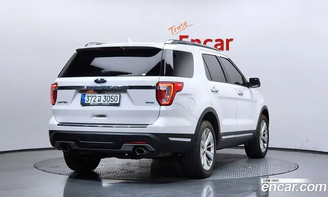 Ford Explorer 2019 2.3 автомат (гидро), миниатюра 2