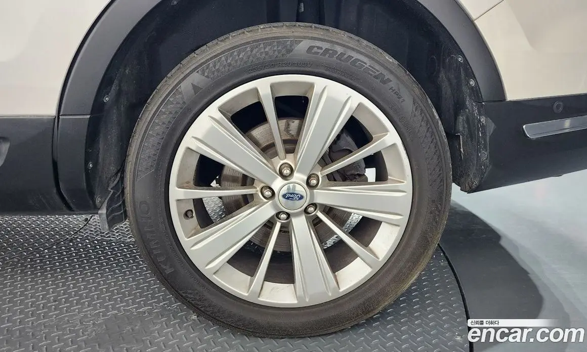 Ford Explorer 2019 2.3 автомат (гидро), фото 7