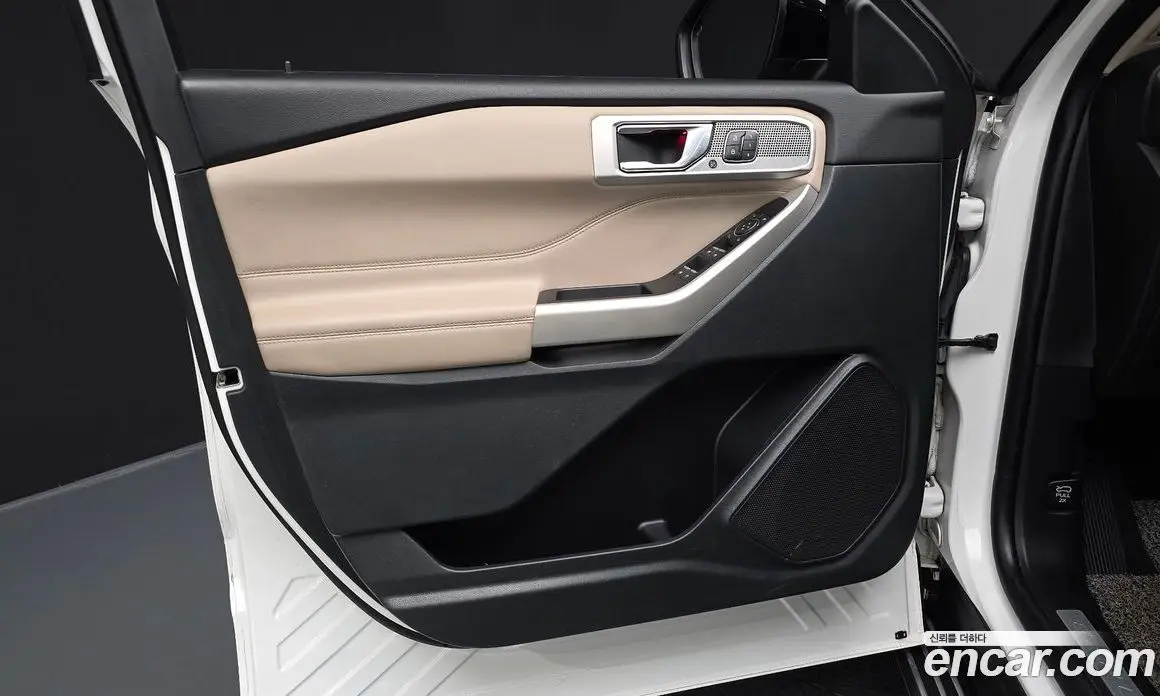 Ford Explorer 2021 2.3 автомат (гидро), фото 14