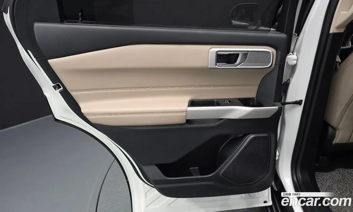 Ford Explorer 2021 2.3 автомат (гидро), фото 15