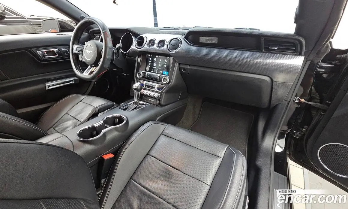 Ford Mustang 2016 2.3 автомат (гидро), фото 7