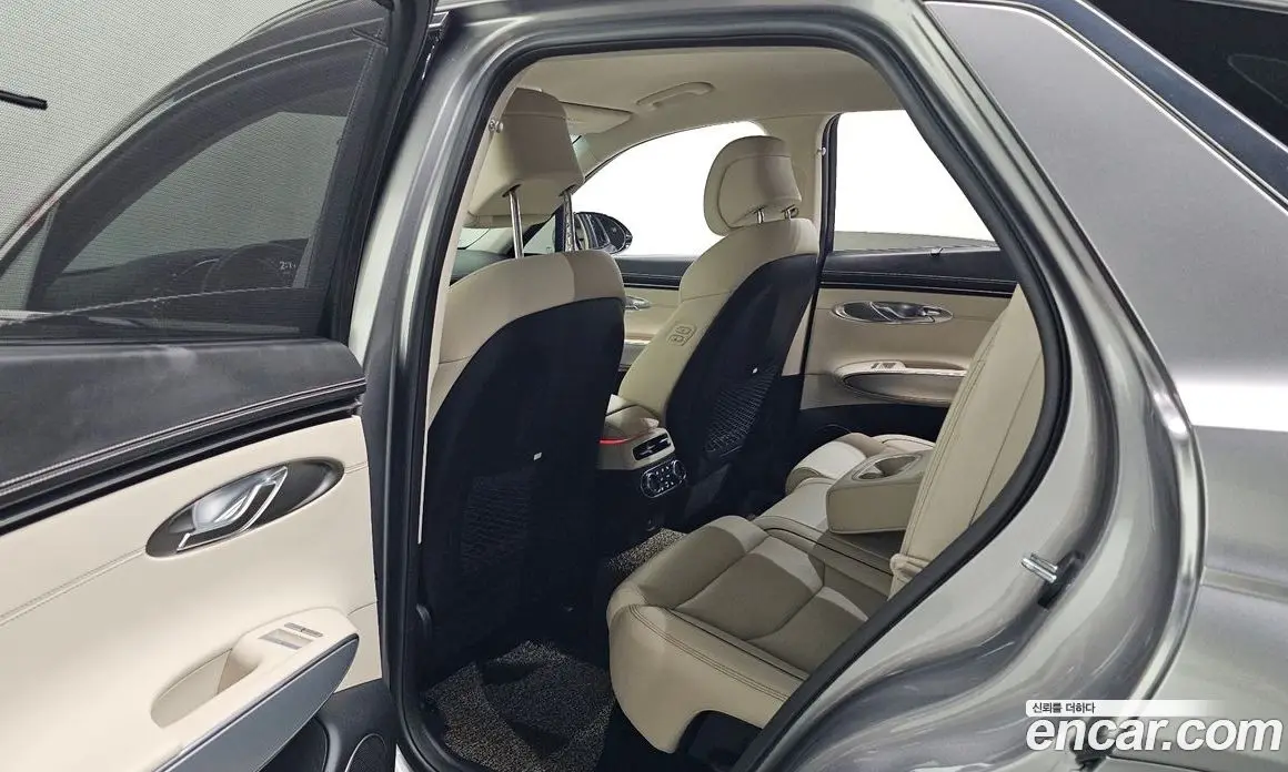 Genesis GV70 2021 2.5 автомат (гидро), фото 17