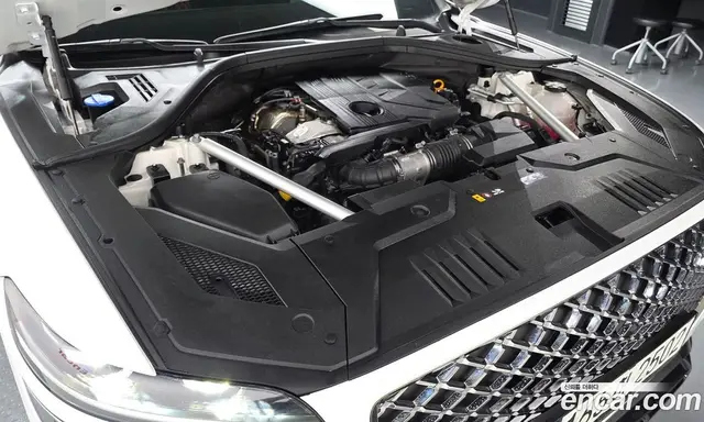 Genesis GV70 2021 2.2 автомат (гидро), миниатюра 6