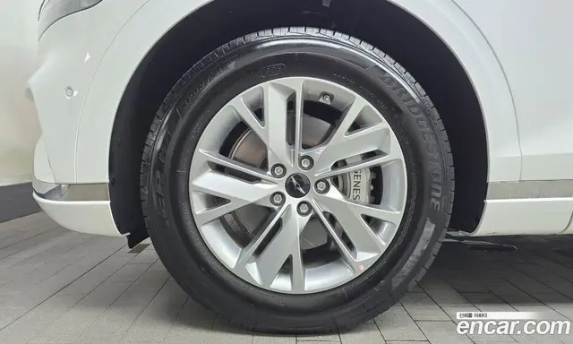 Genesis GV70 2024 2.5 автомат (гидро), миниатюра 5