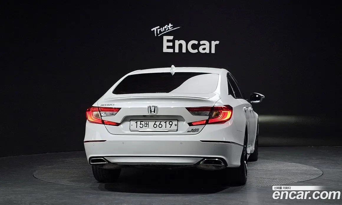Honda Accord 2018 2.0 автомат (гидро), фото 4