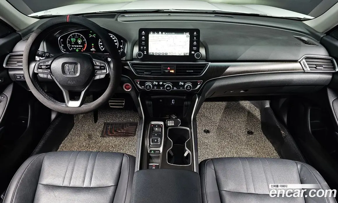 Honda Accord 2018 2.0 автомат (гидро), фото 7