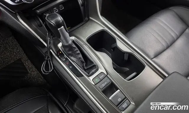 Honda Accord 2021 1.5 автомат (гидро), миниатюра 12