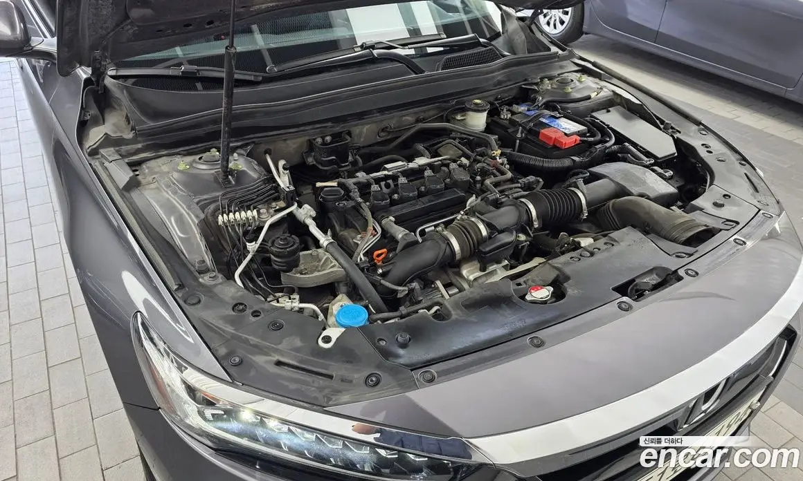 Honda Accord 2021 1.5 автомат (гидро), фото 6