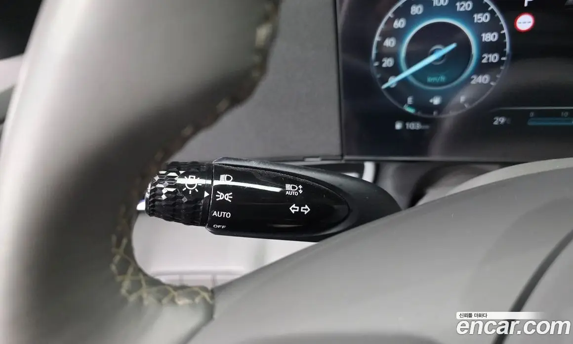 Hyundai Avante 2025 1.6 автомат (гидро), фото 27