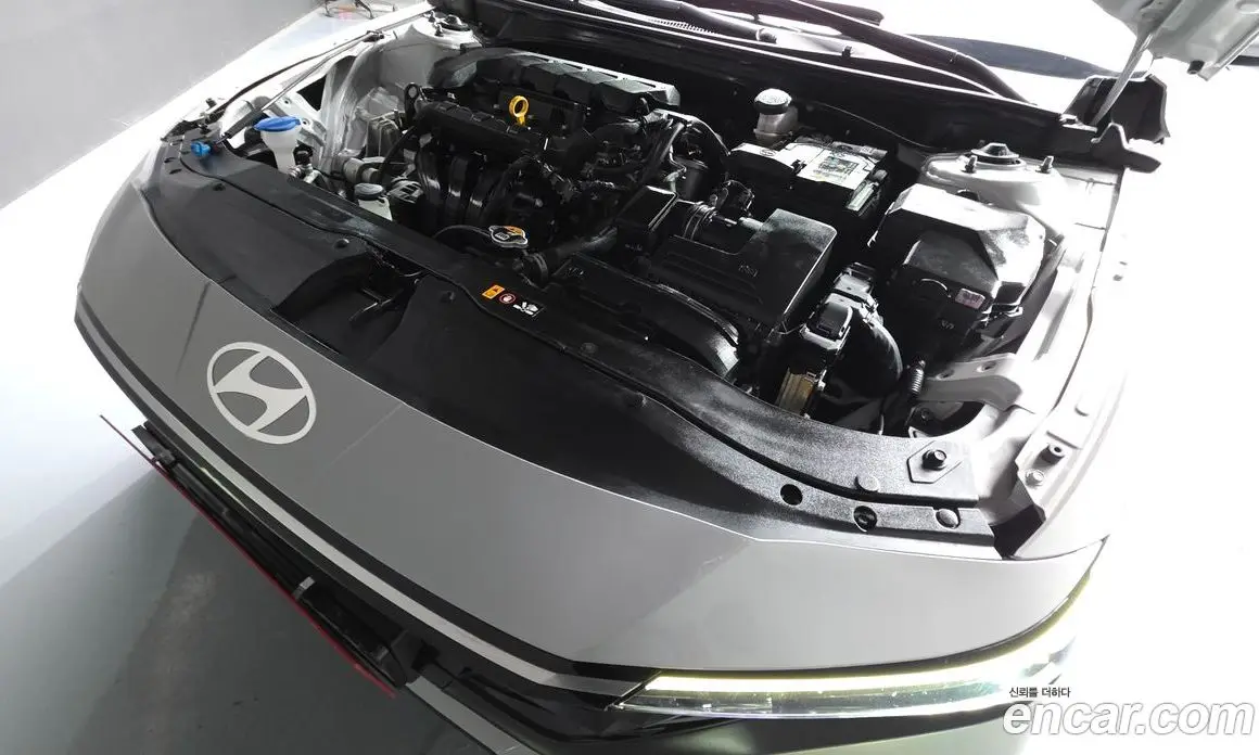 Hyundai Avante 2025 1.6 автомат (гидро), фото 6