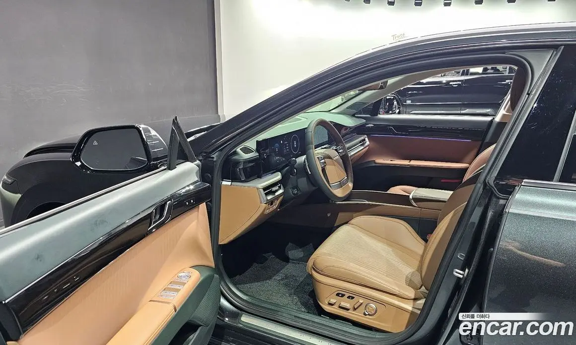 Hyundai Grandeur 2023 1.6 автомат (гидро), фото 13