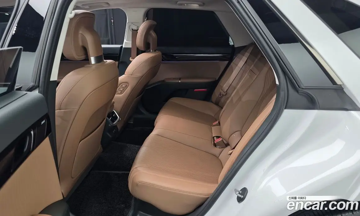 Hyundai Grandeur 2024 1.6 автомат (гидро), фото 17