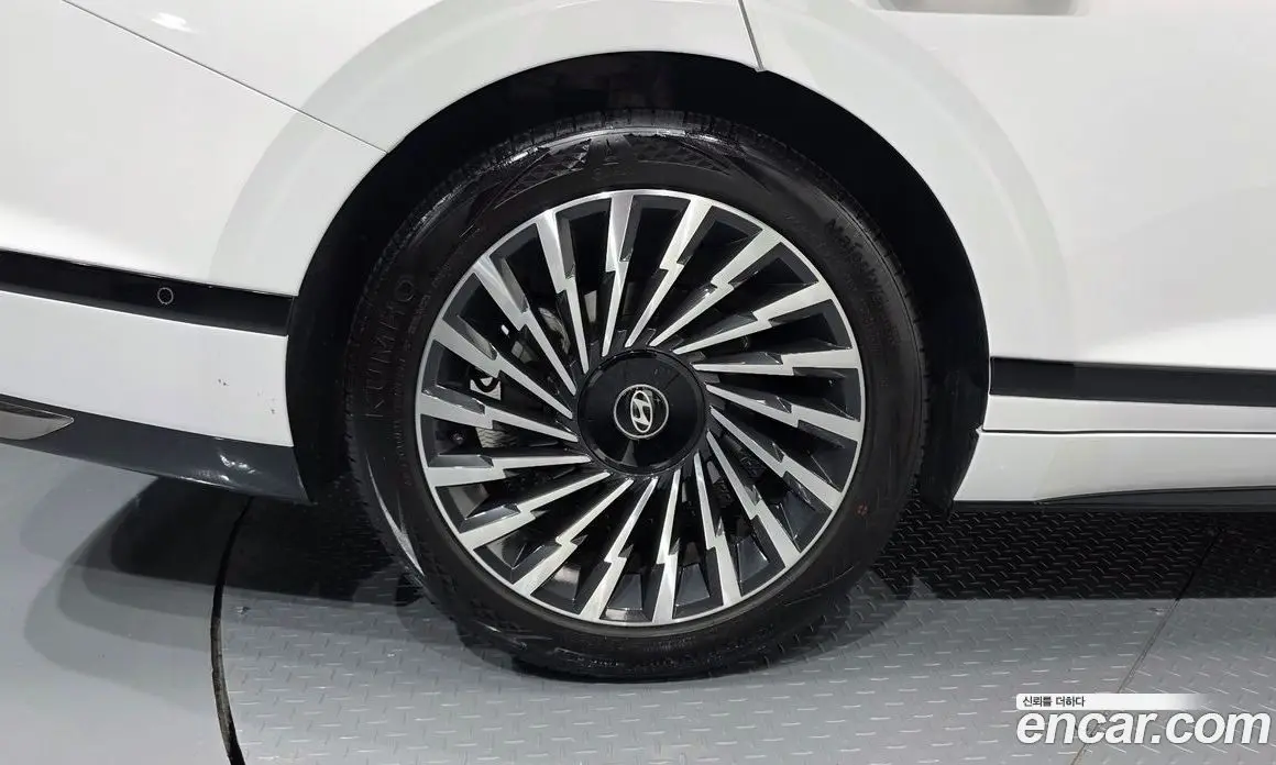 Hyundai Grandeur 2024 1.6 автомат (гидро), фото 4