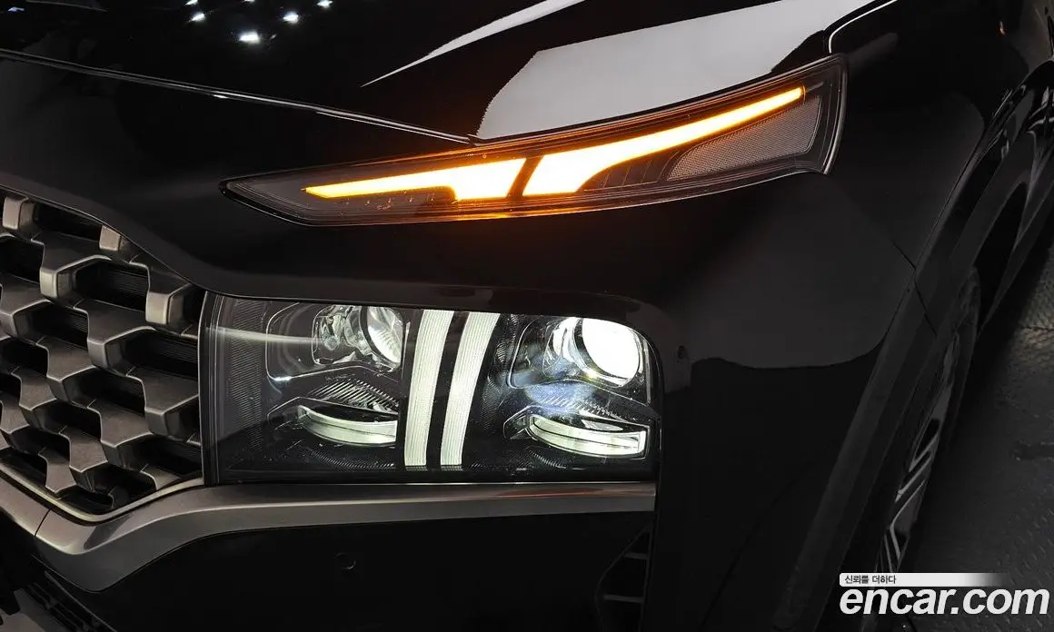 Hyundai Santa Fe 2022 2.5 автомат (гидро), фото 8
