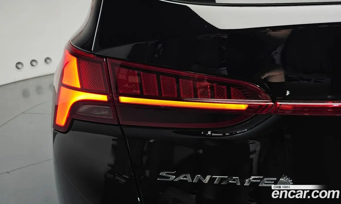 Hyundai Santa Fe 2022 2.5 автомат (гидро), фото 9