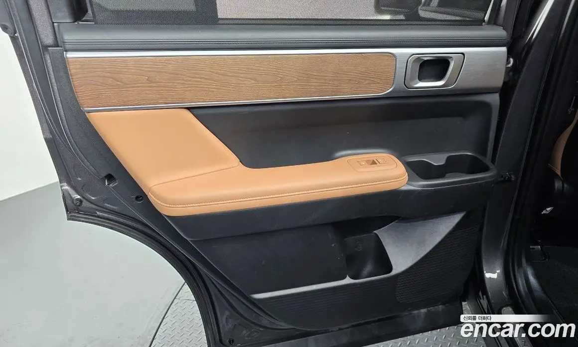 Hyundai Santa Fe 2024 1.6 автомат (гидро), фото 15