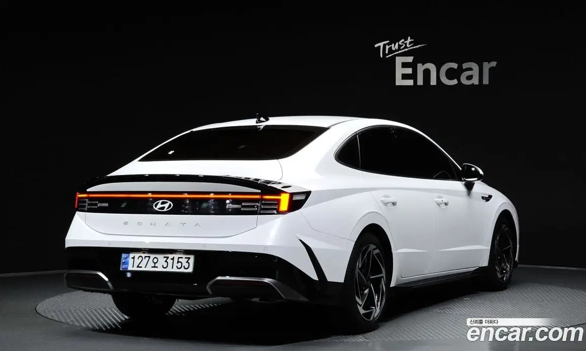 Hyundai Sonata 2025 1.6 автомат (гидро), фото 2