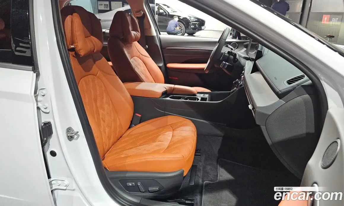 Hyundai Sonata 2025 1.6 автомат (гидро), фото 18