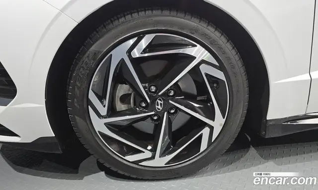 Hyundai Sonata 2025 1.6 автомат (гидро), миниатюра 5