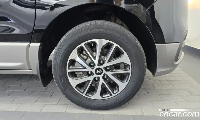 Hyundai Starex 2018 2.5 автомат (гидро), миниатюра 7