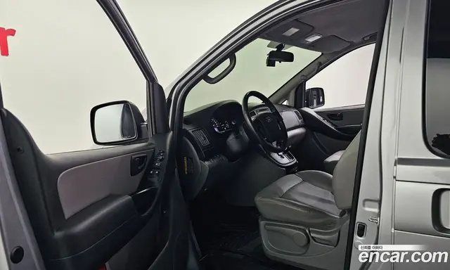Hyundai Starex 2020 2.5 автомат (гидро), миниатюра 10