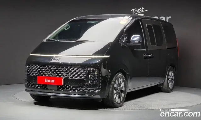 Hyundai Staria, 2023, 30 244 км