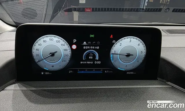 Hyundai Staria 2023 2.2 автомат (гидро), миниатюра 11