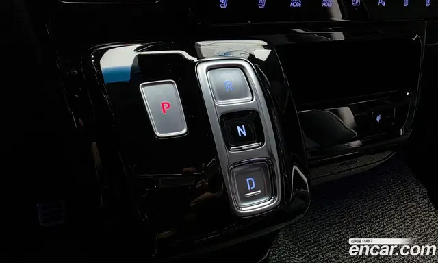 Hyundai Staria 2023 2.2 автомат (гидро), миниатюра 12