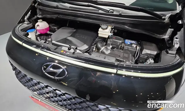 Hyundai Staria 2023 2.2 автомат (гидро), миниатюра 6