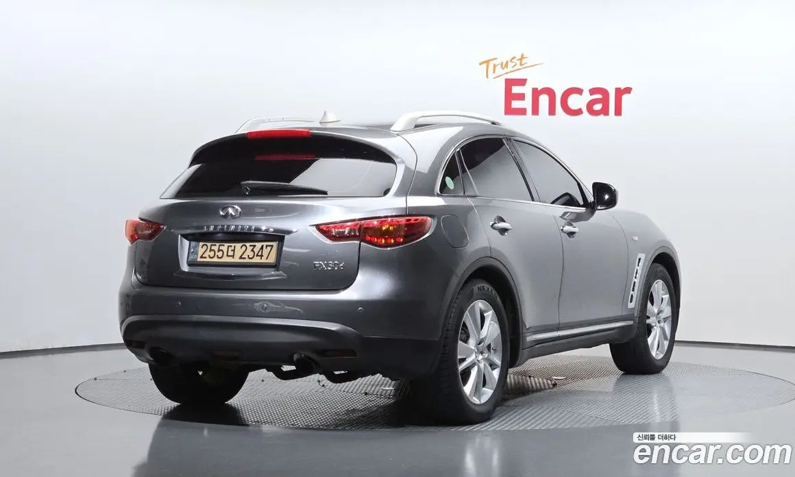 Infiniti FX 2012 3.0 автомат (гидро), фото 2 Infiniti FX 2012 3.0 автомат (гидро), фото 2