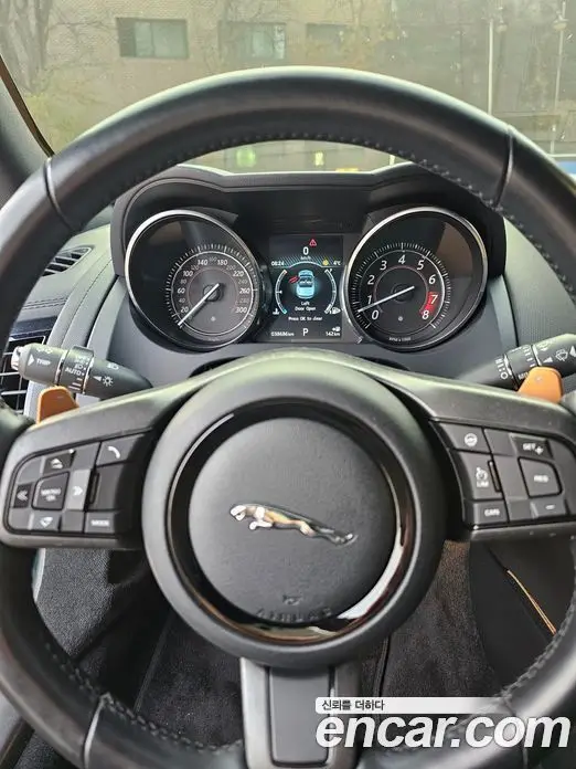 Jaguar F-Type 2015 3.0 автомат (гидро), фото 13 Jaguar F-Type 2015 3.0 автомат (гидро), фото 13