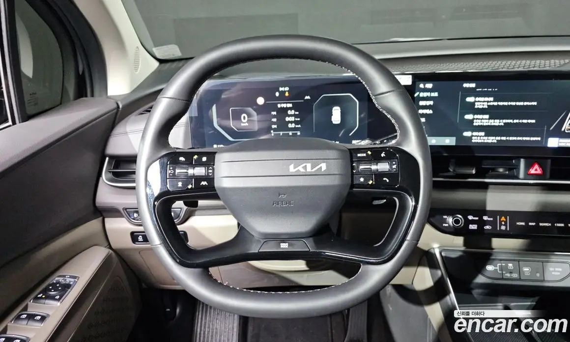Kia Carnival 2024 1.6 автомат (гидро), фото 18