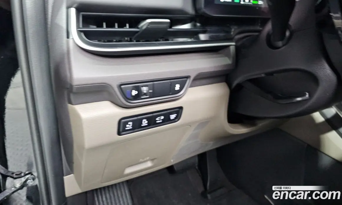 Kia Carnival 2024 1.6 автомат (гидро), фото 22