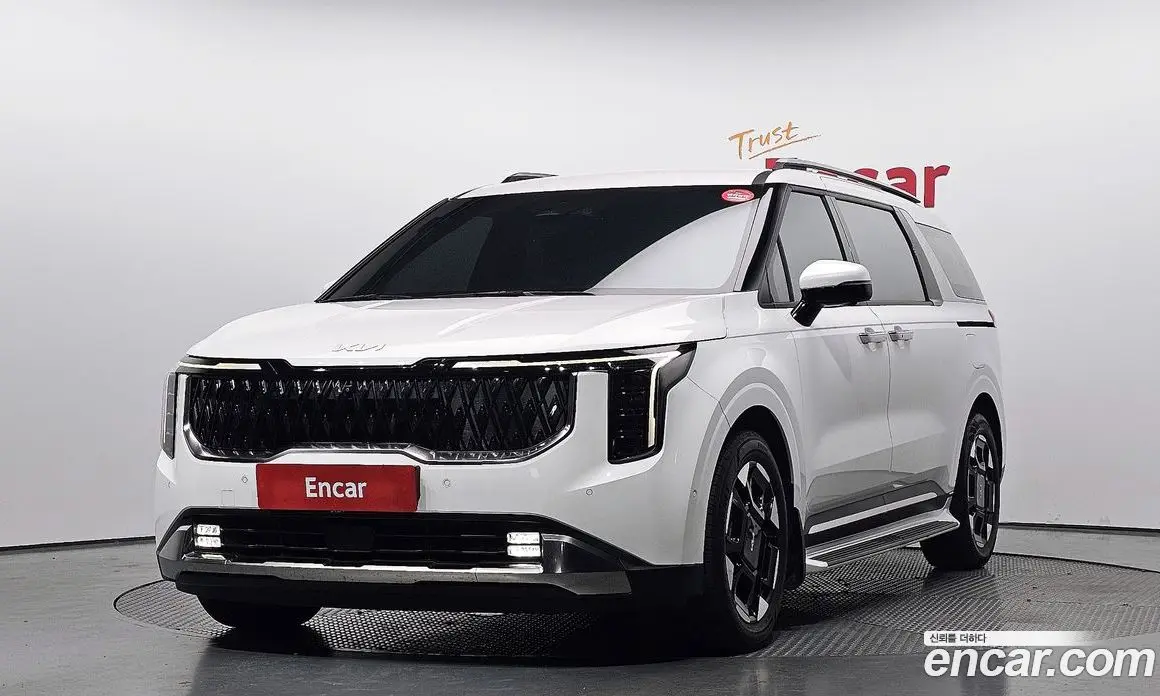 Kia Carnival 2024 1.6 автомат (гидро), фото 1