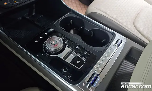 Kia Carnival 2024 1.6 автомат (гидро), миниатюра 12
