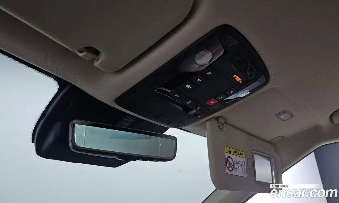 Kia Carnival 2024 1.6 автомат (гидро), фото 26