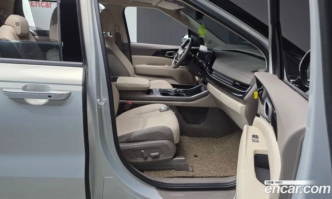 Kia Carnival 2025 2.2 автомат (гидро), фото 16